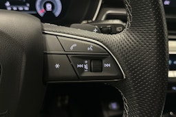 musta Audi A4 2021 kuva 18.