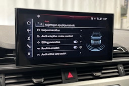 musta Audi A4 2021 kuva 23.