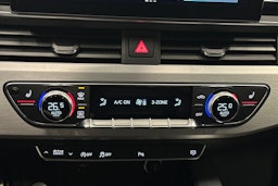 musta Audi A4 2021 kuva 27.