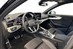 Musta Audi A4 2021 kuva 6.