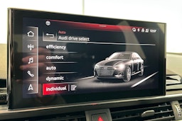 Musta Audi A4 2021 kuva 22.