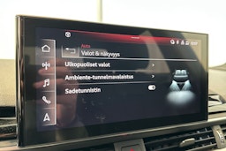 Musta Audi A4 2021 kuva 24.