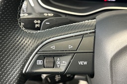 Musta Audi A4 2021 kuva 29.