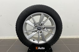 valkoinen Audi A4 2021 kuva 13.