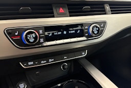 musta Audi A4 2022 kuva 19.