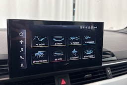 musta Audi A4 2022 kuva 20.