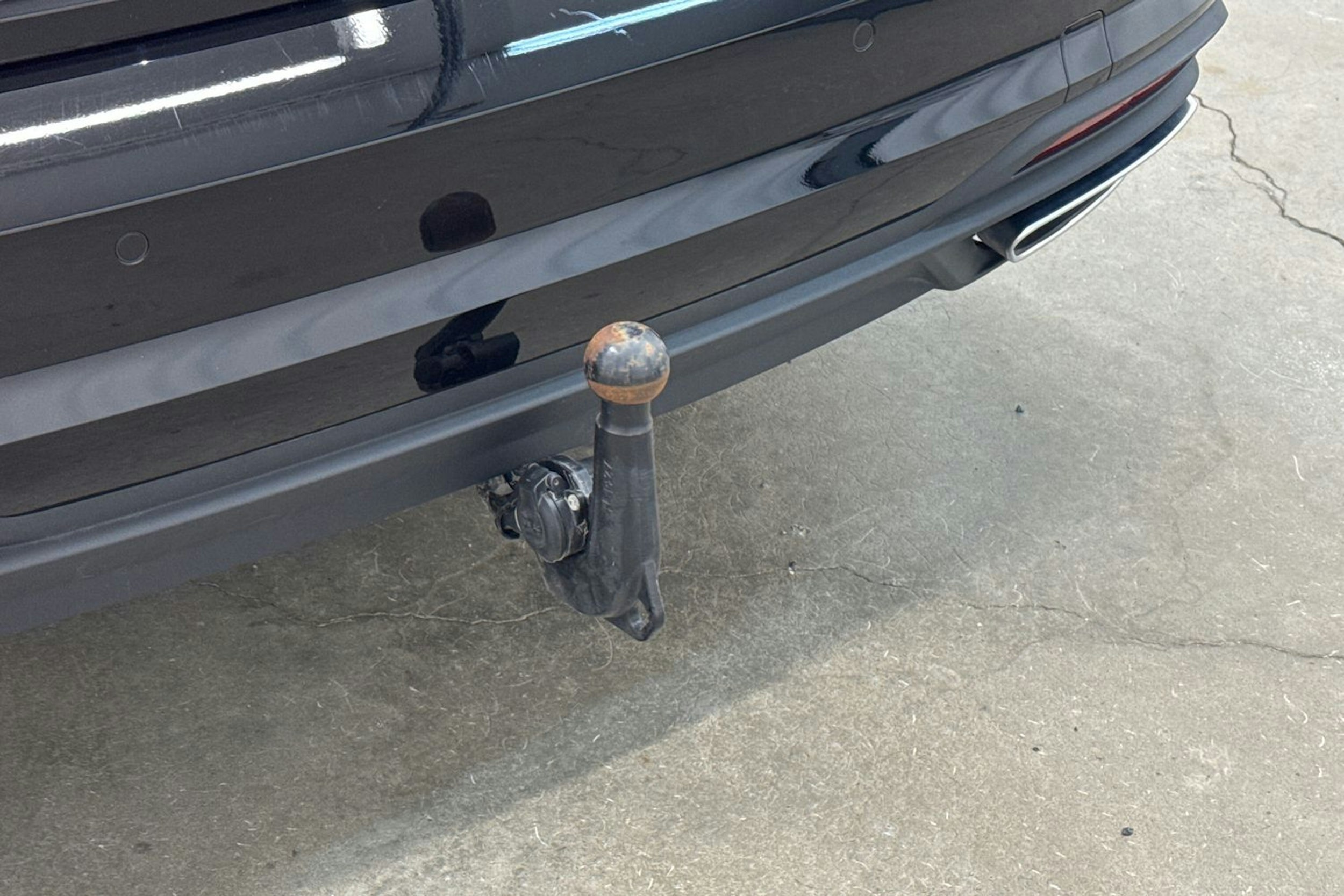 musta Audi A4 2022 kuva 26.