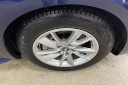 Sininen Audi A4 2022 kuva 10.