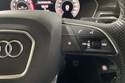 Sininen Audi A4 2022 kuva 23.