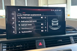 musta Audi A4 2022 kuva 36.