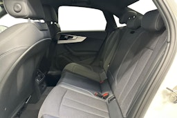 valkoinen Audi A4 2022 kuva 10.