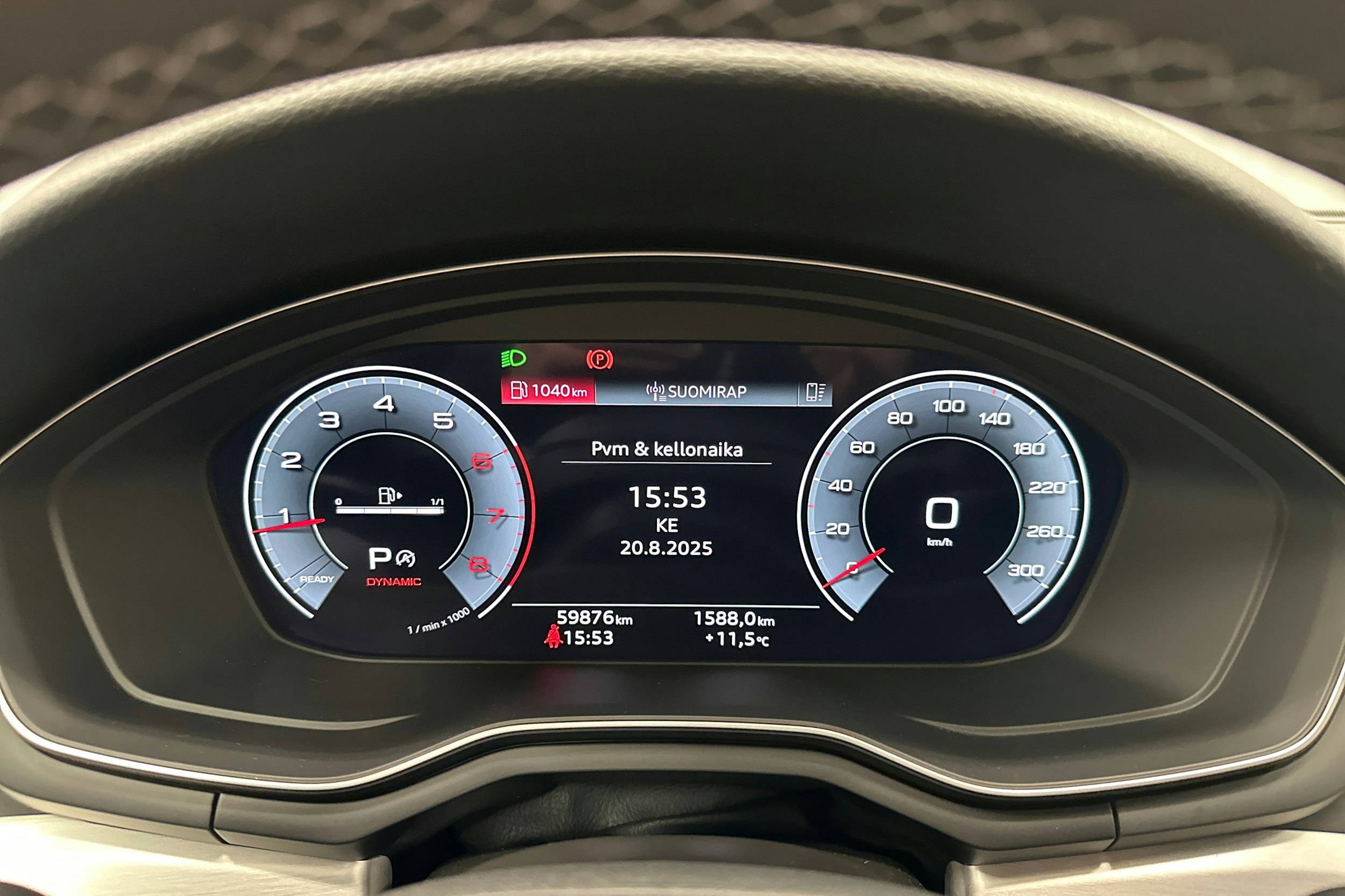 valkoinen Audi A4 2022 kuva 17.