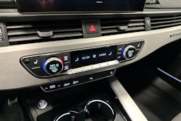 valkoinen Audi A4 2022 kuva 25.