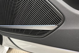 valkoinen Audi A4 2022 kuva 28.