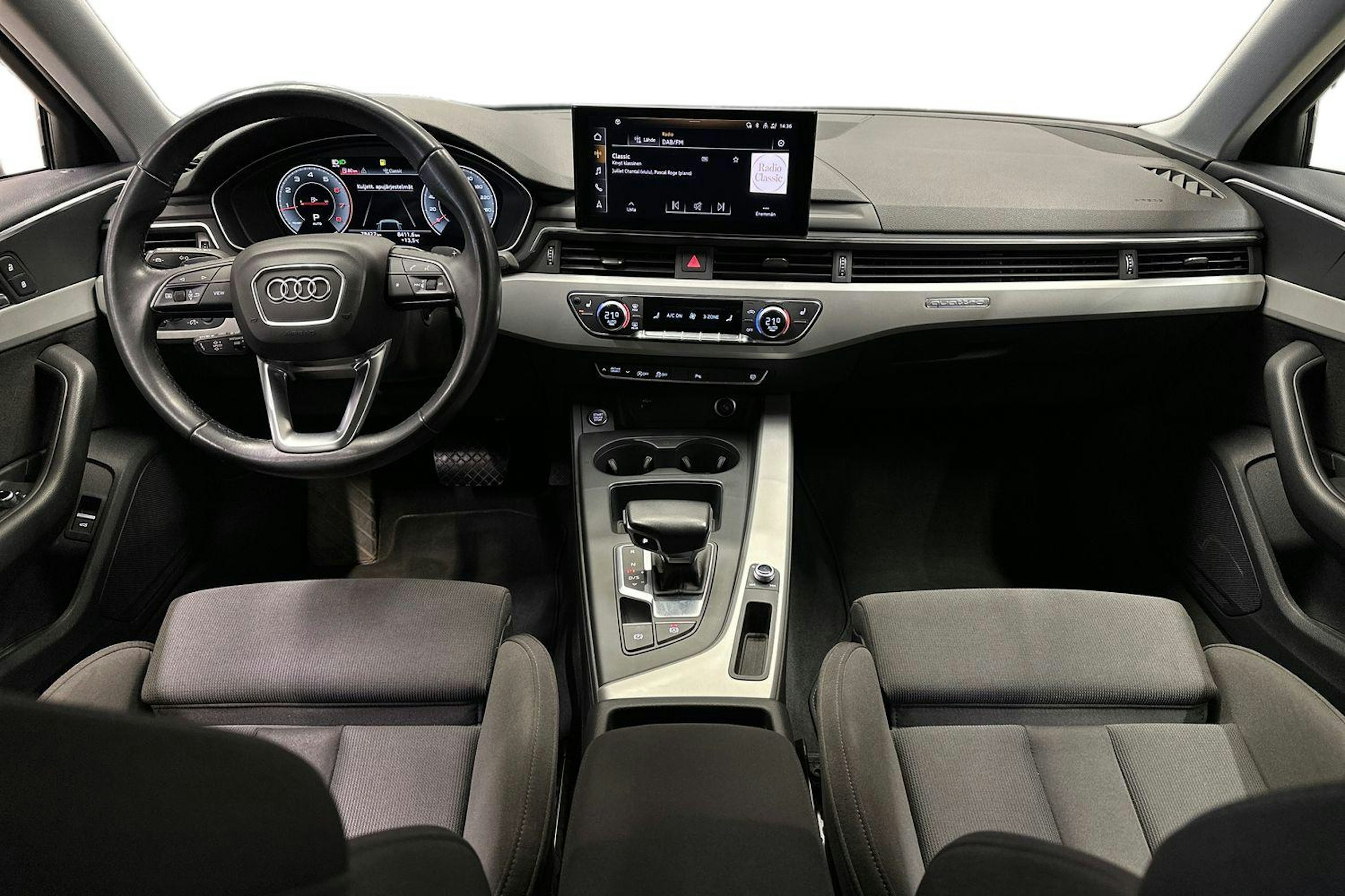 valkoinen Audi A4 2022 kuva 9.