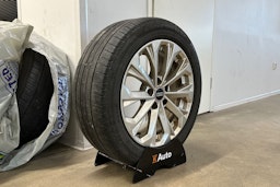 valkoinen Audi A4 2022 kuva 13.