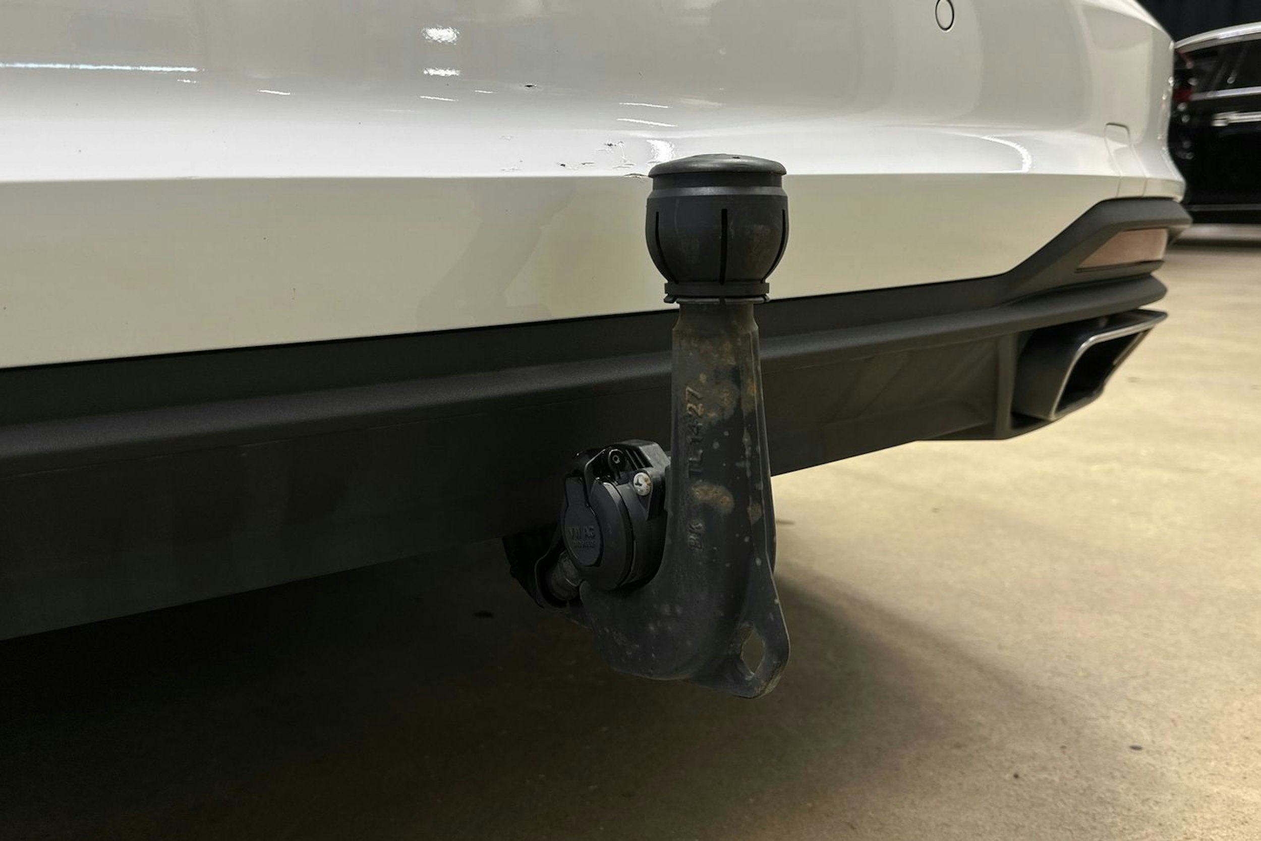 valkoinen Audi A4 2022 kuva 31.