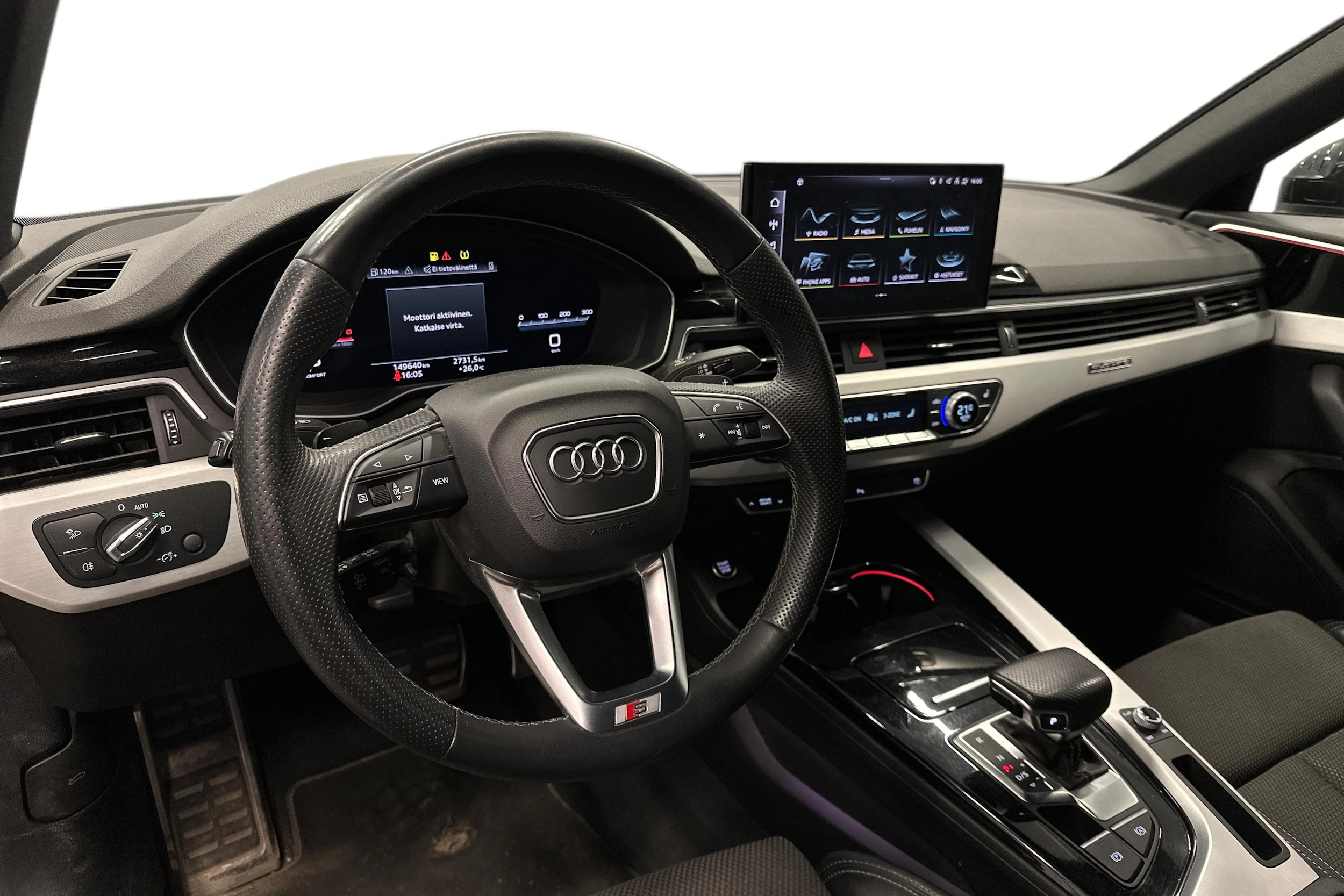 musta Audi A4 2022 kuva 6.