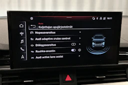 musta Audi A4 2022 kuva 27.