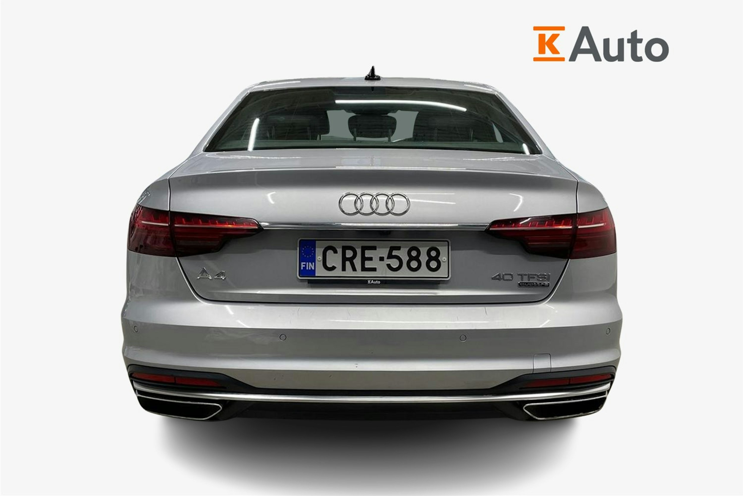 Harmaa Audi A4 2022 kuva 3.
