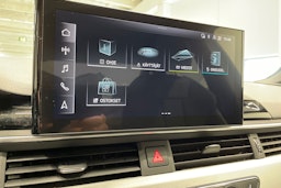 Harmaa Audi A4 2022 kuva 21.