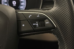 valkoinen Audi A4 2022 kuva 15.