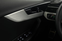 valkoinen Audi A4 2022 kuva 20.