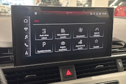 valkoinen Audi A4 2022 kuva 24.