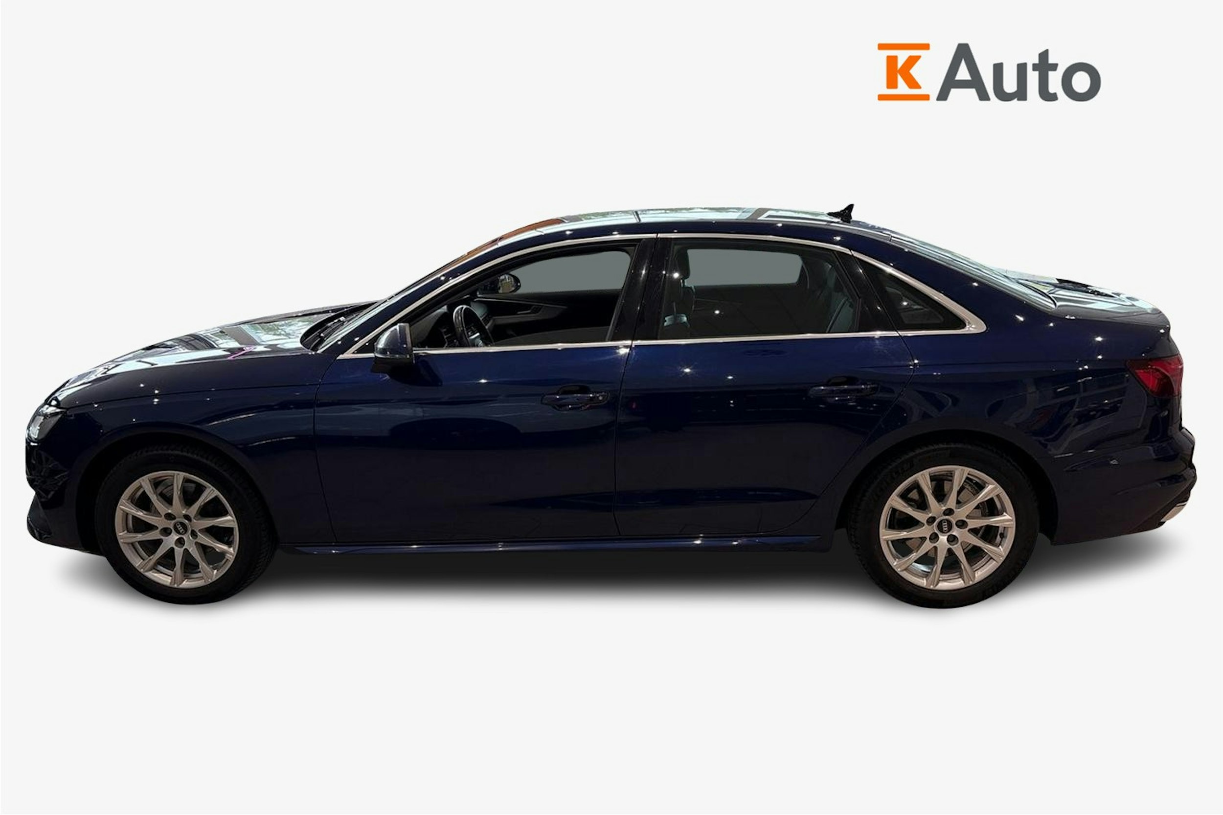 sininen Audi A4 2022 kuva 6.