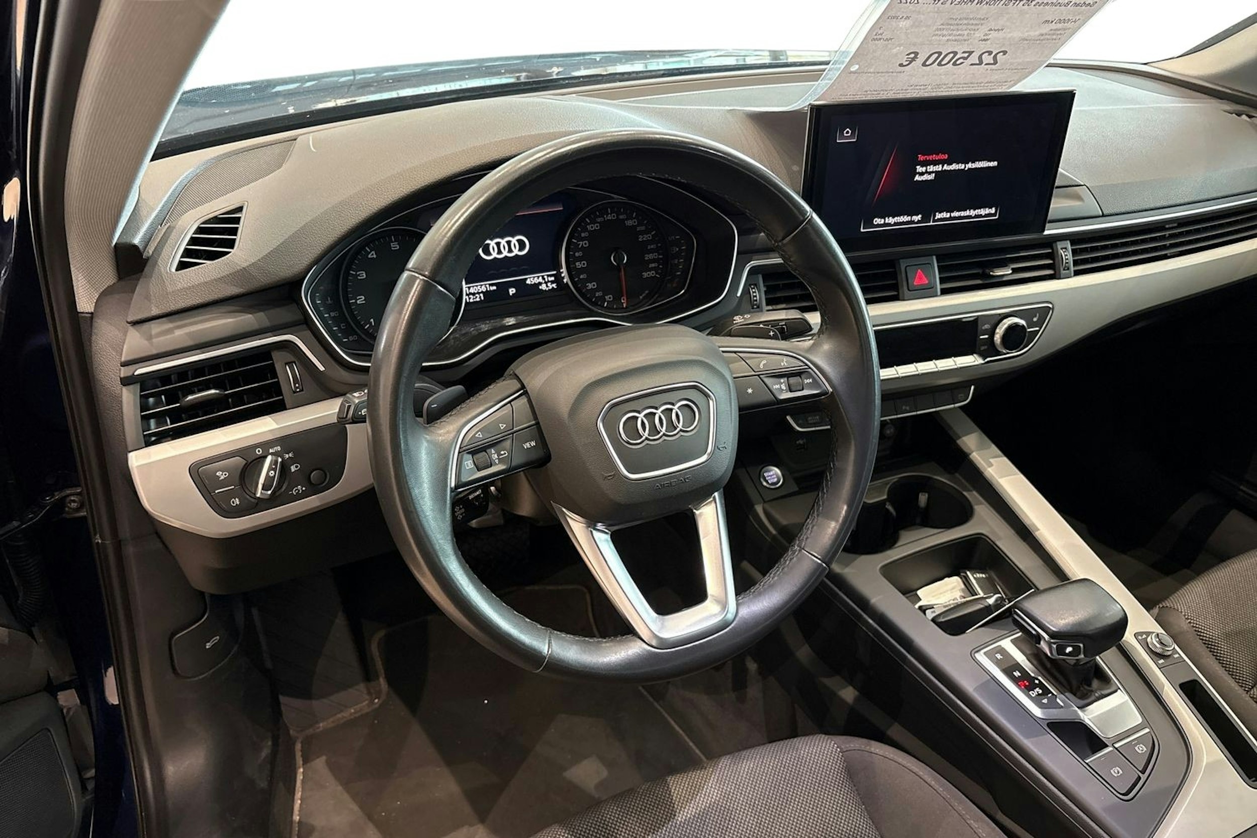 sininen Audi A4 2022 kuva 7.