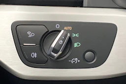 valkoinen Audi A4 2022 kuva 21.