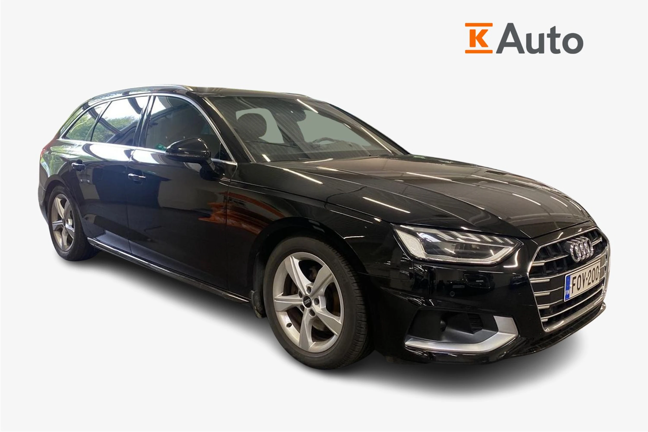 Musta Audi A4 2022 kuva 1.