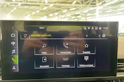 valkoinen Audi A4 2022 kuva 27.