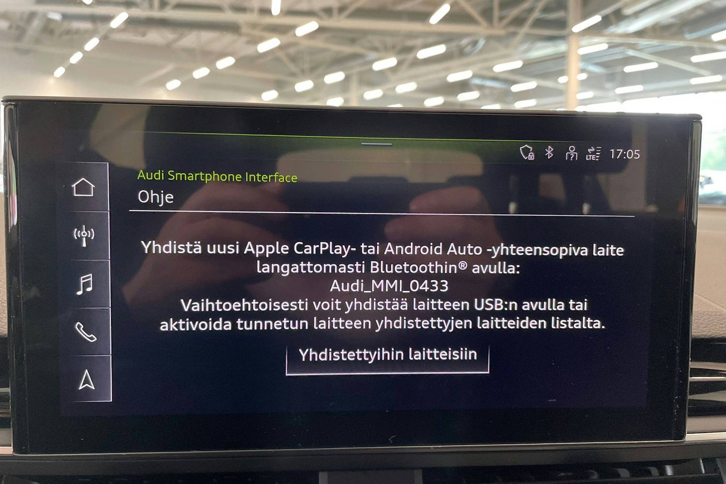 valkoinen Audi A4 2022 kuva 28.