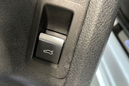 valkoinen Audi A4 2022 kuva 35.
