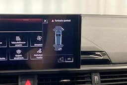 musta Audi A4 2022 kuva 34.