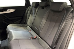 valkoinen Audi A4 2022 kuva 10.