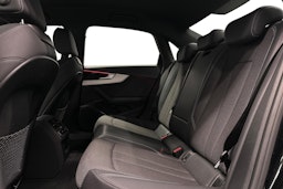 musta Audi A4 2022 kuva 10.