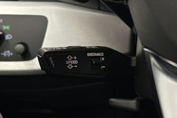 musta Audi A4 2022 kuva 20.