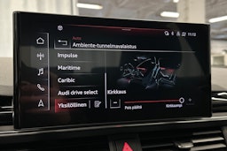 musta Audi A4 2022 kuva 24.