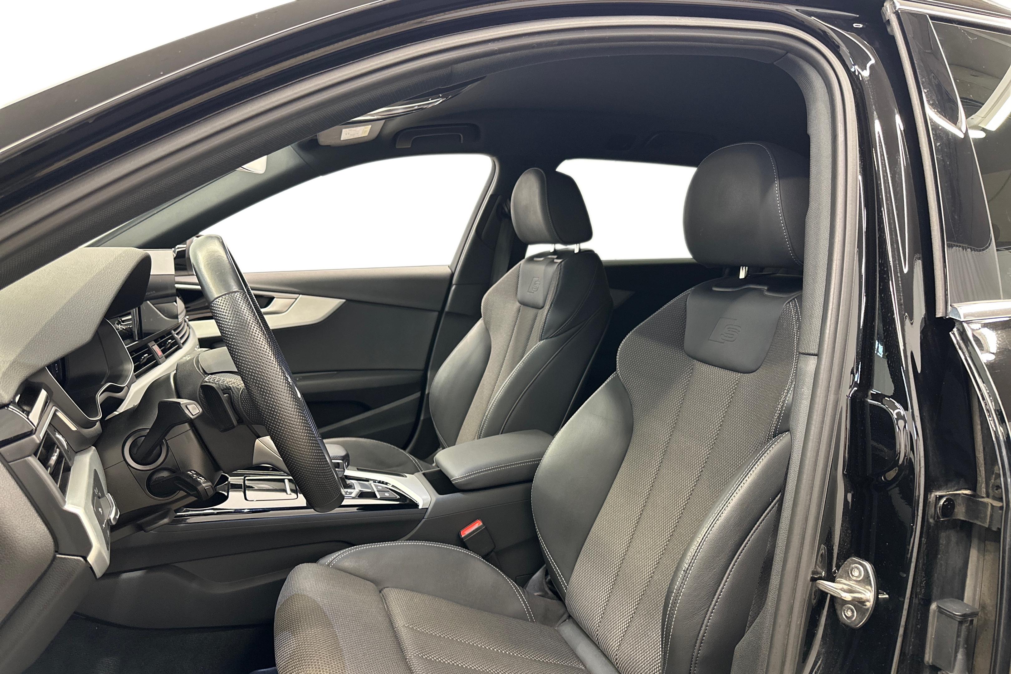 Audi A4 2022, bild 6/29