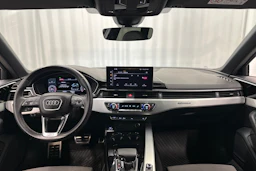 musta Audi A4 2022 kuva 11.