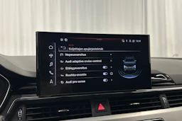 musta Audi A4 2022 kuva 19.