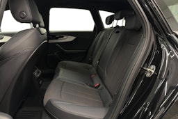 Musta Audi A4 2022 kuva 10.