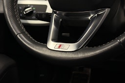 Musta Audi A4 2022 kuva 20.