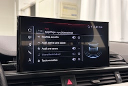 Musta Audi A4 2022 kuva 30.