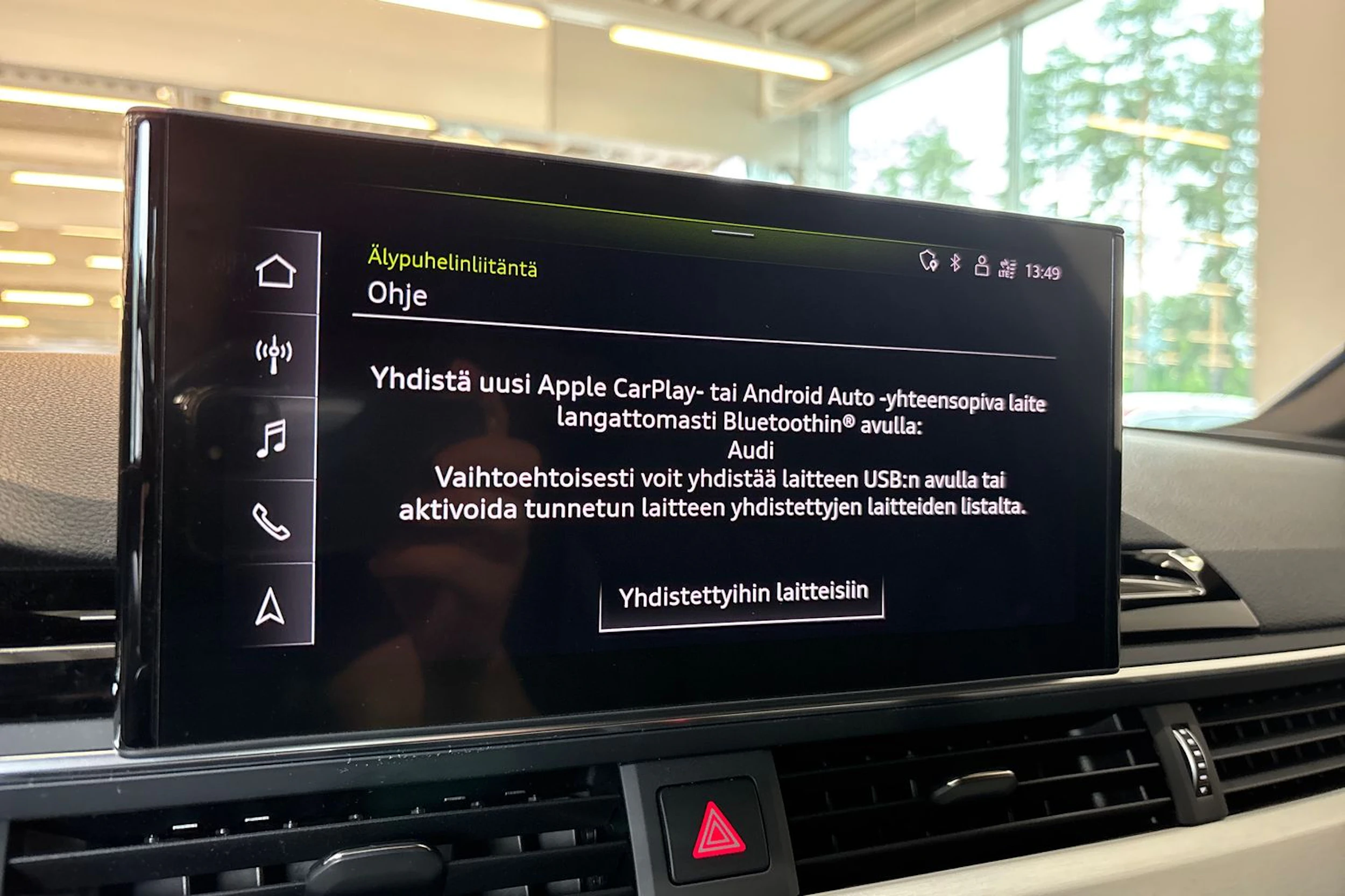 musta Audi A4 2022 kuva 21.