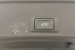 valkoinen Audi A4 2022 kuva 15.