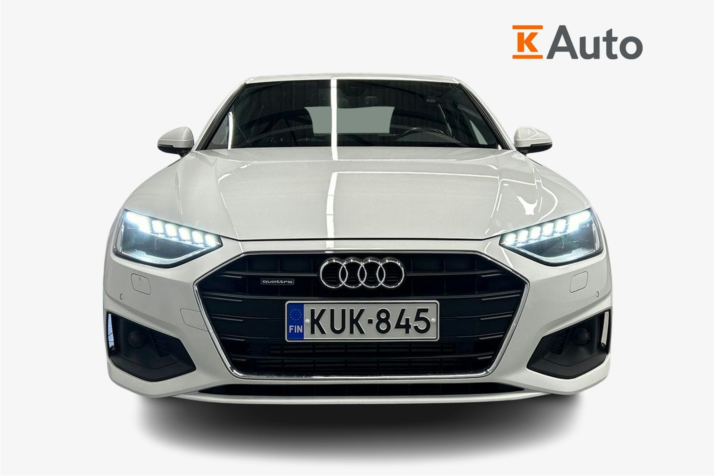 valkoinen Audi A4 2022 kuva 5.
