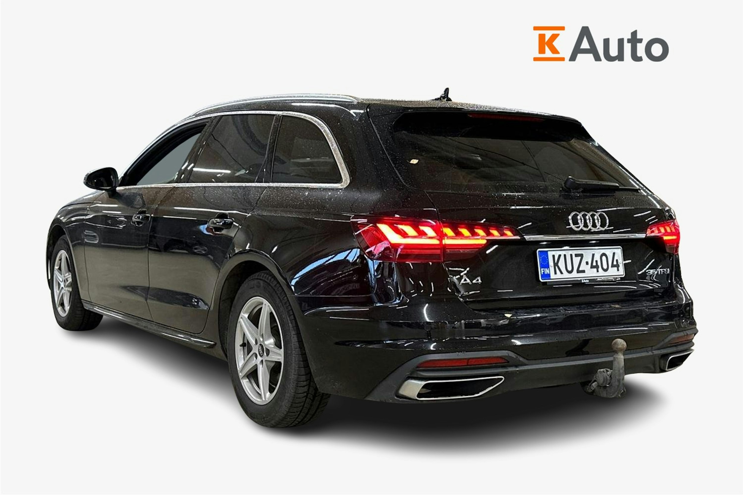 musta Audi A4 2022 kuva 2.